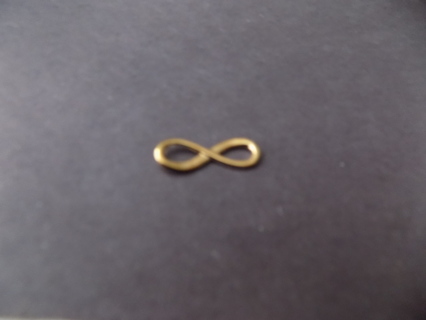 goldtone infinity charm 1 inch