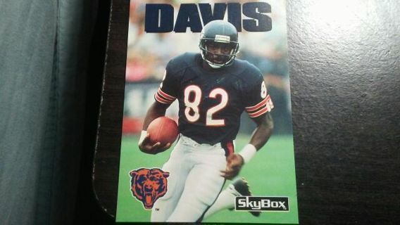 1992 SKYBOX WENDELL DAVIS CHICAGO BEARS FOOTBALL CARD# 189