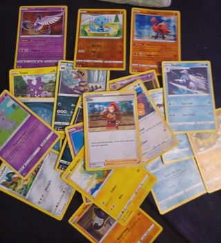 Pokémon cards 20 count (read please)