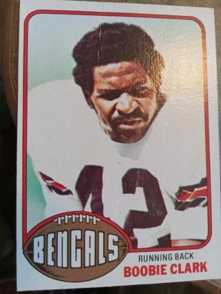 1976 TOPPS BOOBIE CLARK CINCINNATI BENGALS FOOTBALL CARD# 109