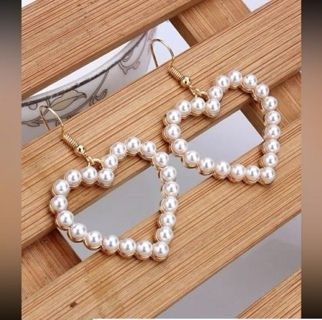 Lovely Heart Pearl Earrings