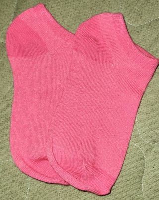 NEW! Girls Dark Pink Socks