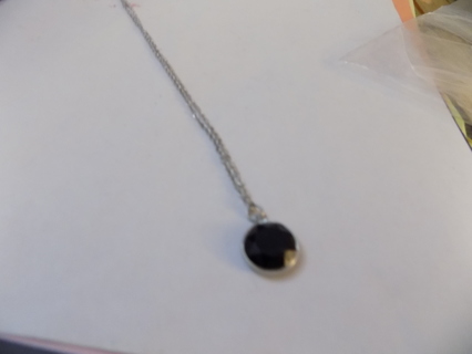 Necklace black faceted round jewel on silvertone chain 