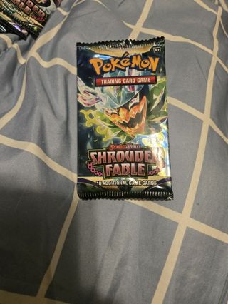 Pokemon cards scarlet and violet shrouded fable. Package style may differ sealed