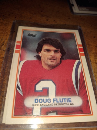 Two Card Lot old school Patriot football Doug flutie and Kevin faulk 