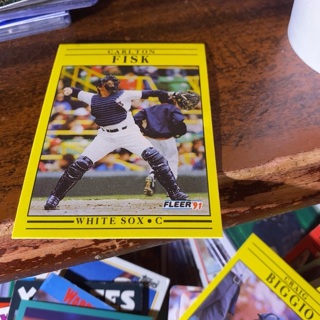 1991 fleer Carlton Fisk baseball card 