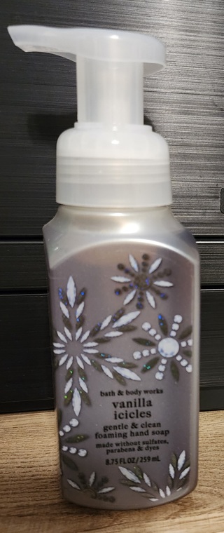 NEW - Bath & Body Works - "Vanilla Icicles" Foaming Hand Soap