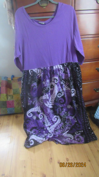 LONG DRESS SIZE 2X OR3X