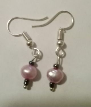 Freshwater pearl hook earrings