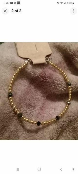 Black and gold beaded bangle bracelet new with tags