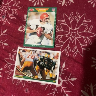 2 football trading cards