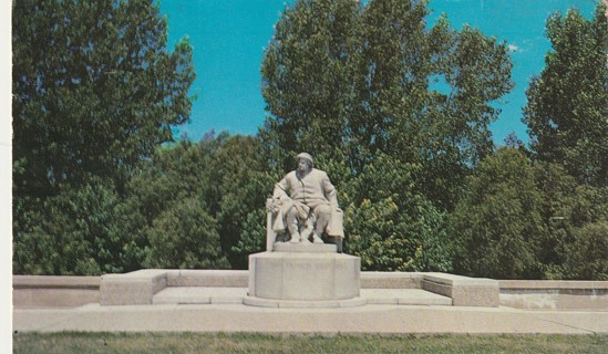 Vintage Used Postcard: (m): George Rogers Clark Memorial, Vincennes, IN