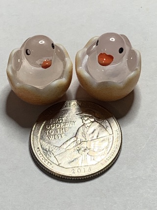 EGG SHELL DUCKS~#24~WHITE~SET OF 2~GLOW IN THE DARK~FREE SHIPPING!