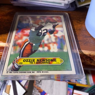 1983 topps Ozzie newsome football sticker