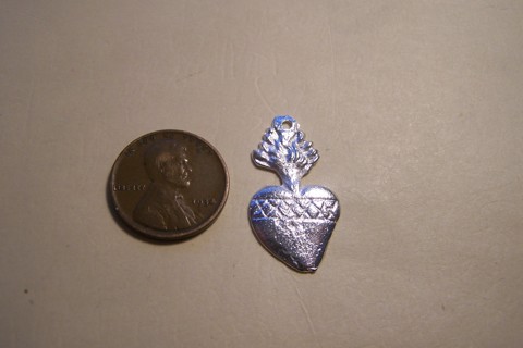 Flaming Sacred Heart Pot Metal Mexican Milagro Charm - Mexico