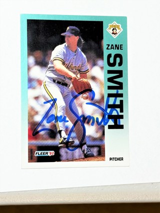 Autographed 1992 FLEER ZANE SMITH #568 PITTSBURGH PIRATES 92