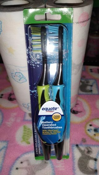 ✨✨✨BRAND NEW 2 PACK OF EQUATE BATTERY OPERATED SOFT TOOTHBRUSHES✨✨✨