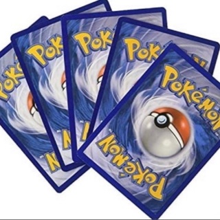 10 random Holo/foil Pokémon cards 