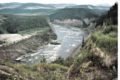 Vintage Postcard Peace River, BC, Canada