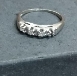 14k white gold ring *please read* size 6 1/4