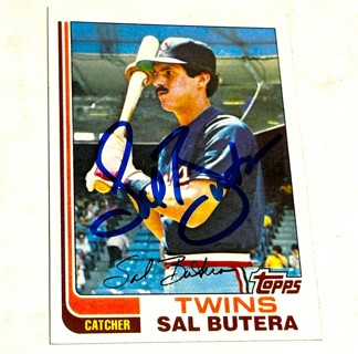 Minnesota Twins Star Sal Butera signed autograph 1982 Topps baseball card