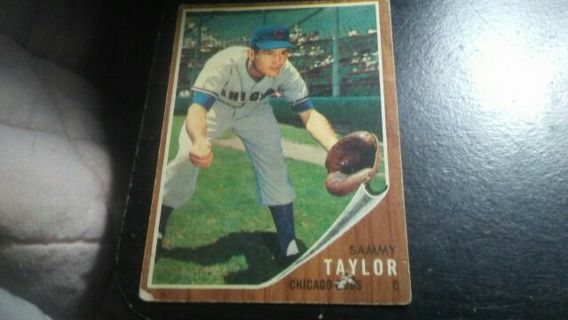 1961/1962 TOPPS SAMMY TAYLOR CHICAGO CUBS BASEBALL CARD# 274 HAS CONDITION ISSUES