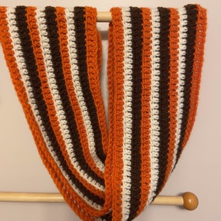 Crochet Winter Warm Infinity  Scarf .