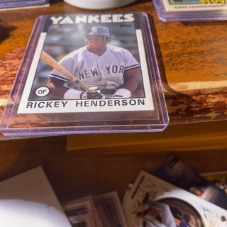 1986 topps Rickey Henderson baseball card 