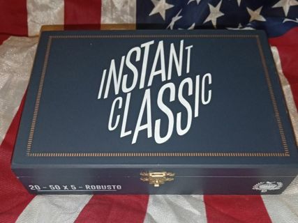"Instant Classic" wood cigar box