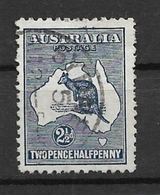 1913 Australia Sc4 2½p Kangaroo used