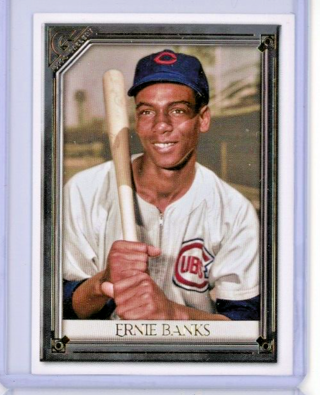2021 Topps Gallery #33 Ernie Banks - Chicago Cubs - Hall of Fame