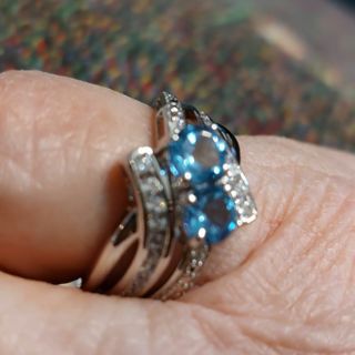 Sterling silver blue topaz ring size 7