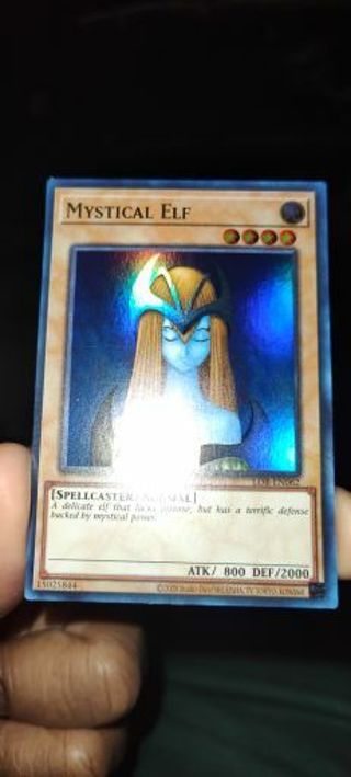 Super rare mint condition Holo LOB Yugioh Card Mystical Elf