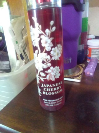 Bath & Body Japanese Cherry Blossom Fine Fragrance Mist BNIP