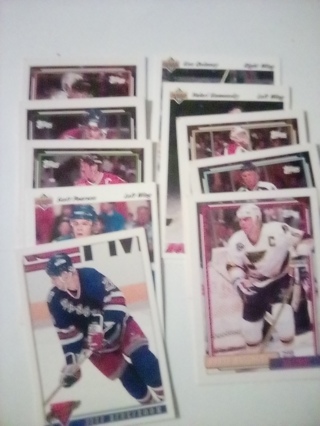 Hockey cards 10 total