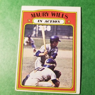 1972 - TOPPS BASEBALL CARD  NO. 438 - MAURY WILLS IN ACTION - DODGERS