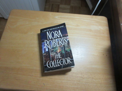 Nora Roberts Book The Collector