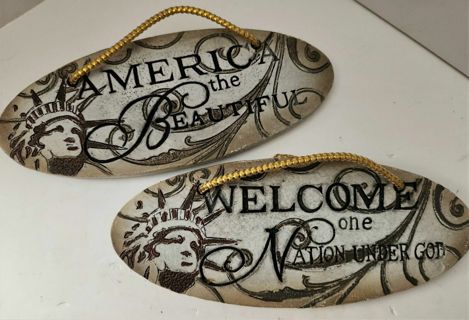 2 Patriotic Americana ceramic wall decorations by Bonita - 5" x 3" weight 15 oz.