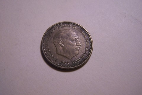 Spain - 1953 - One Peseta Coin