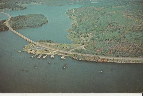 Vintage Unused Postcard: k: Marina on Tappan Lake, OH