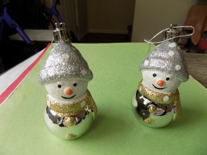 2 metallic snowmen ornaments silver hats gold metal scarves  3 inch