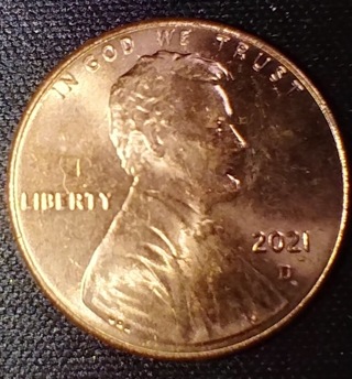 COIN 2021 D PENNY WITH SLIGHT DOULBLING ON LIBERTY TAKE A LOOK AT PHOTOS AND YOU WILL SEE!