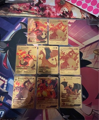 8x Charizard gold cards 