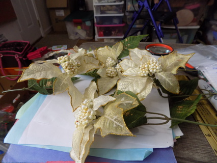 5 yellowish gold poinsettia Christmas picks