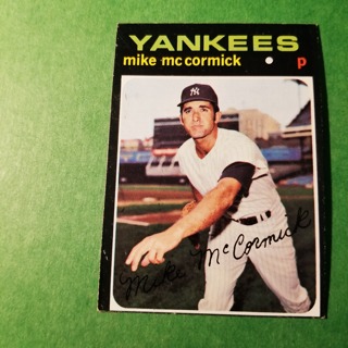 1971 Topps Vintage Baseball Card # 438 - MIKE McCORMICK - YANKEES - NRMT+