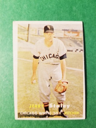 1957 - TOPPS EXMT - NRMT BASEBALL - CARD NO. 227  -  JERRY STALEY - WHITE SOX