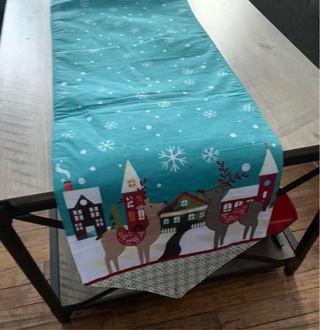 Reindeer & Snowflake Christmas Theme Table Runner Preowned 