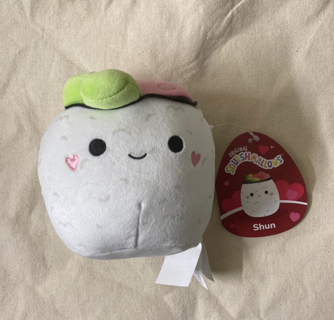 NWT Shun Sushi Roll Squishmallow