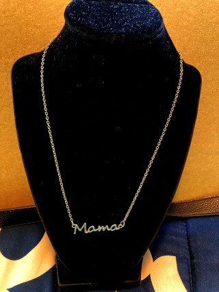 Silver Tone Color "Mama" Necklace