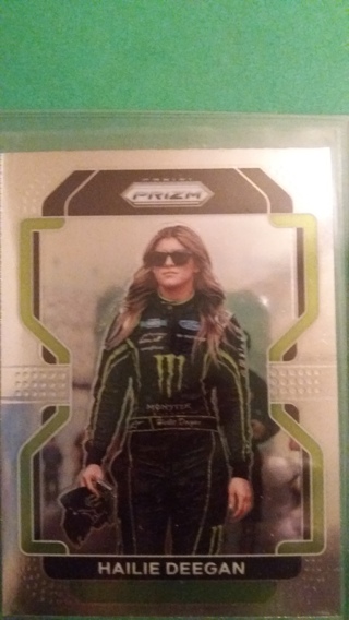 hailee deegan racing card free shipping